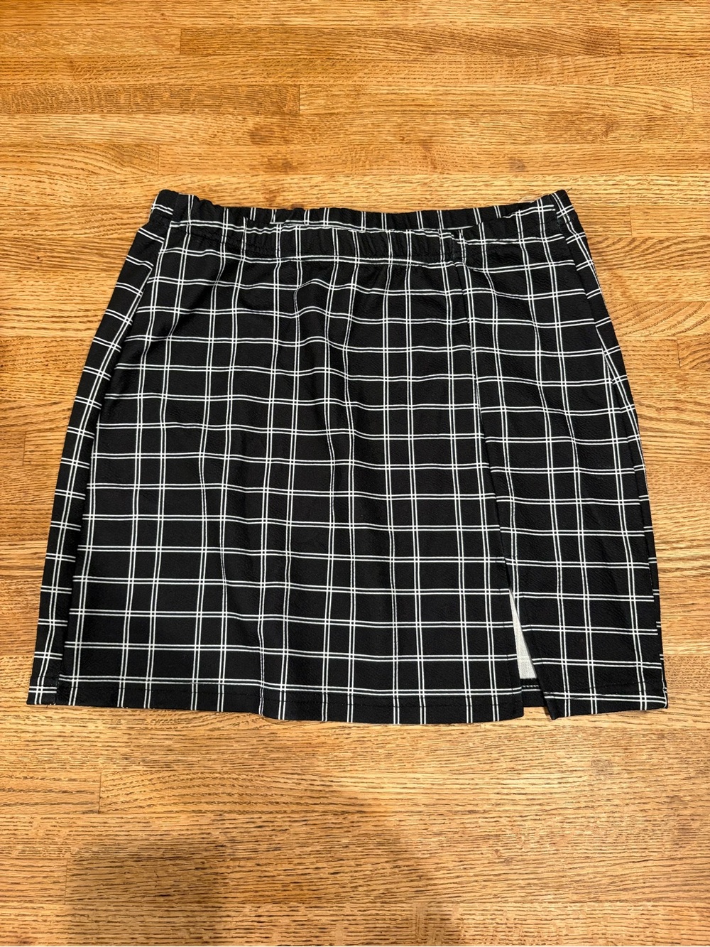 SHEIN Black & White Windowpane Plaid Mini Skirt